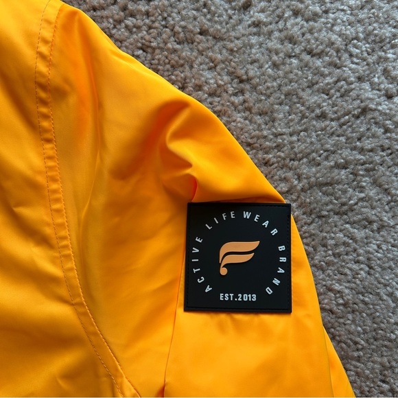 Fabletics Desert Sun Yellow Raincloud Grey Satin Bomber Jacket Size Large - Picture 7 of 16